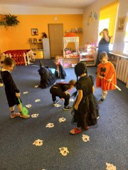 Halloween ve školce: Den plný masek, zábavy a strašidelné atmosféry