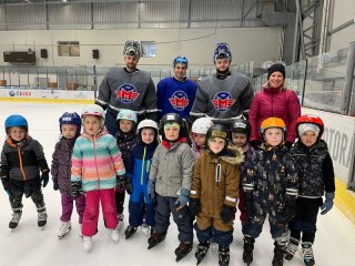 Kurz bruslení na zimním stadionu v Českých Budějovicích